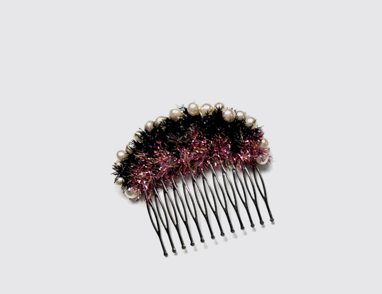 Pearl Comb